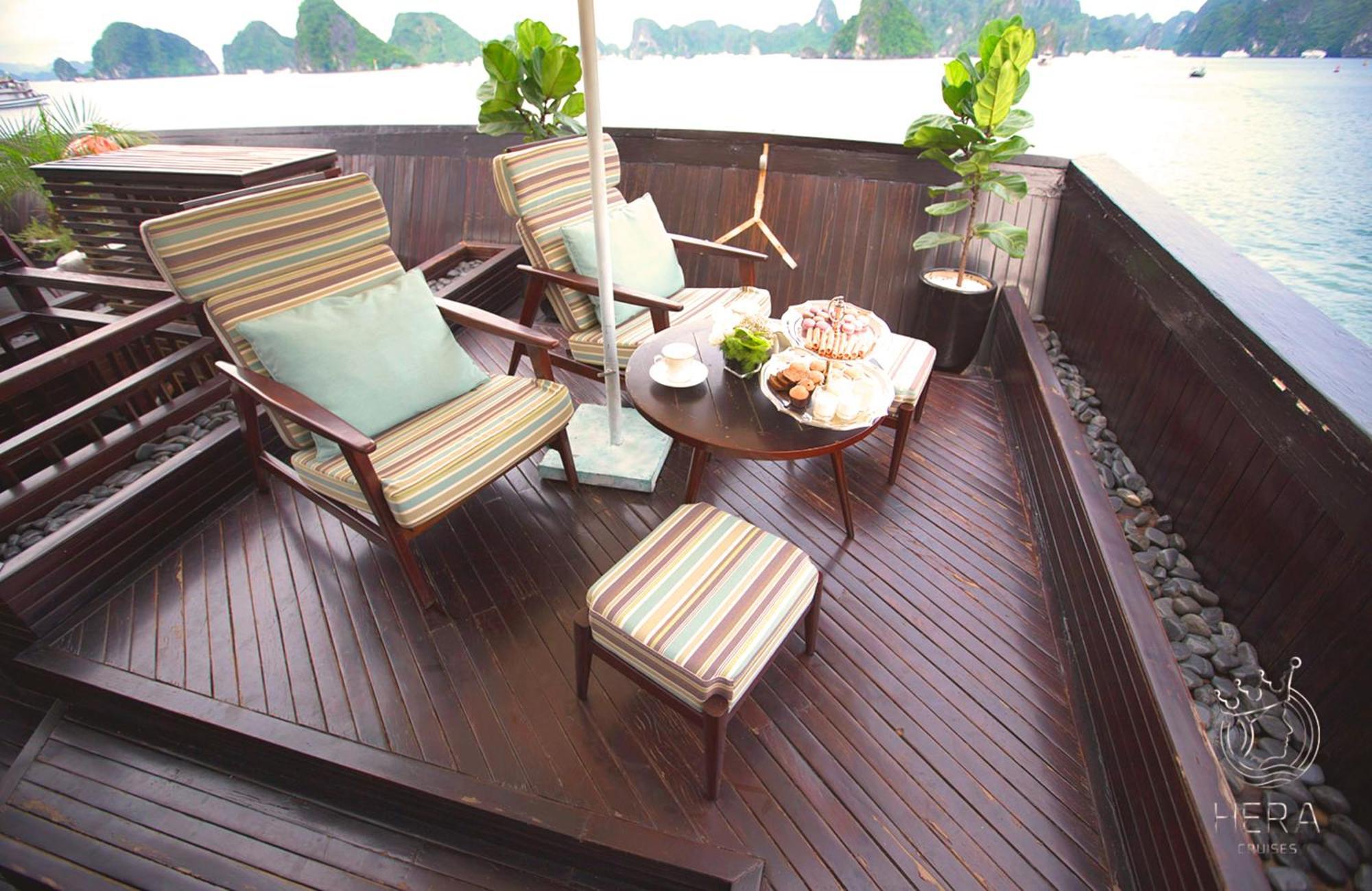 Hera Grand Luxury Cruise Ha Long Exteriör bild