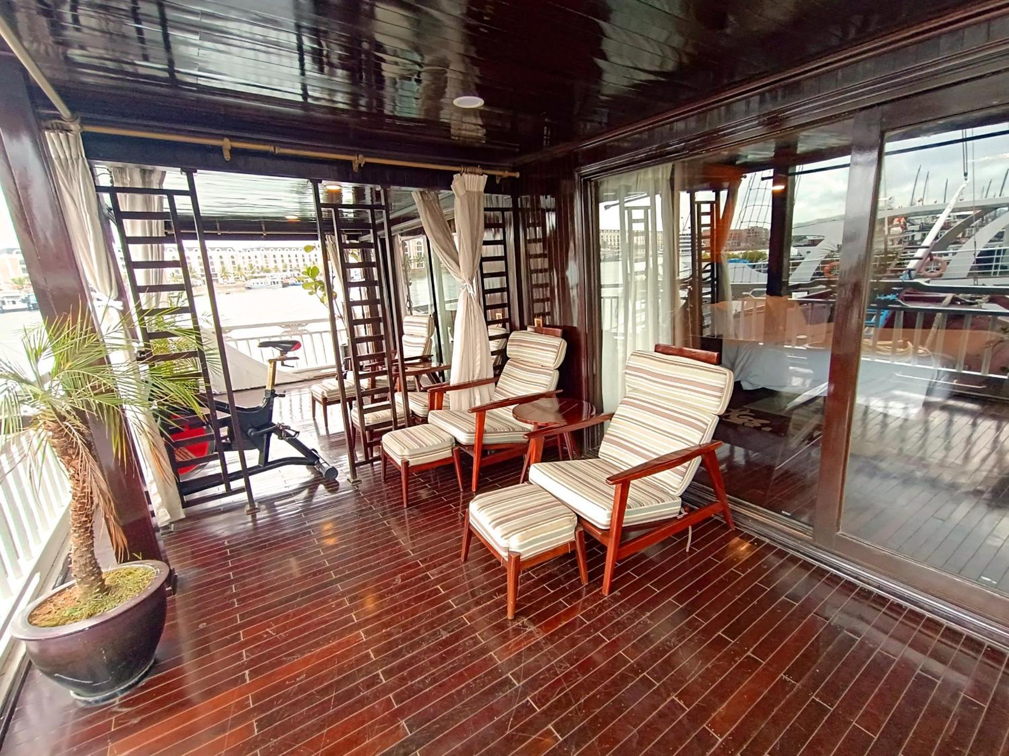 Hera Grand Luxury Cruise Ha Long Exteriör bild