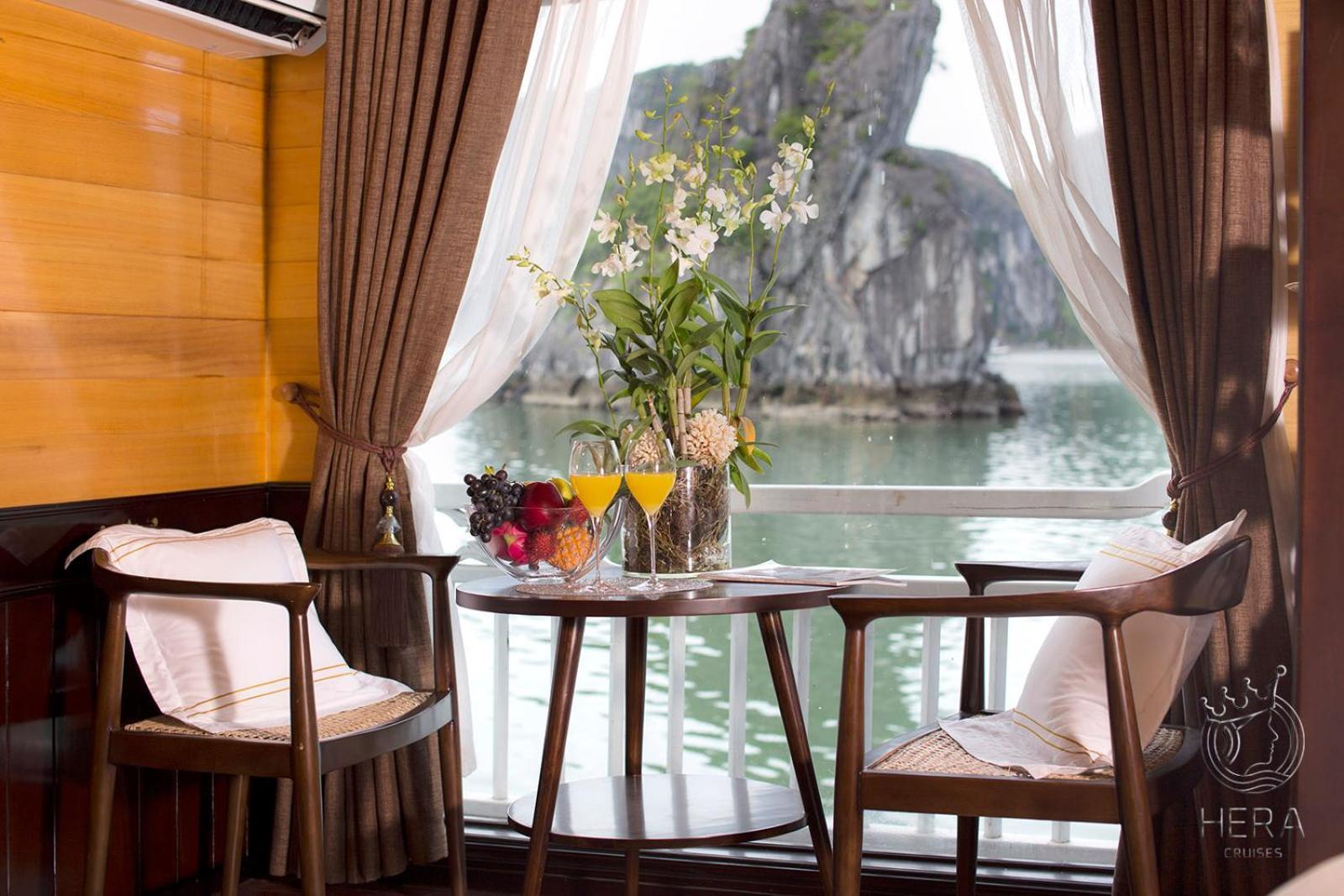 Hera Grand Luxury Cruise Ha Long Exteriör bild